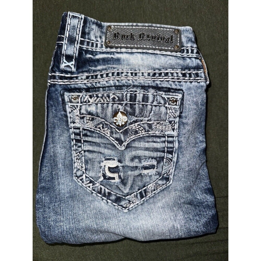 Rock Revival Women’s Jena Jeans Embroidered Distressed Size 29 Crop
